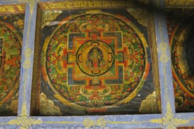 Throughout the area are examples of religious art in various styles – you don’t have to go inside a monastery or gompa to see them! This mandala is painted on the ‘gate’ to Marpha town